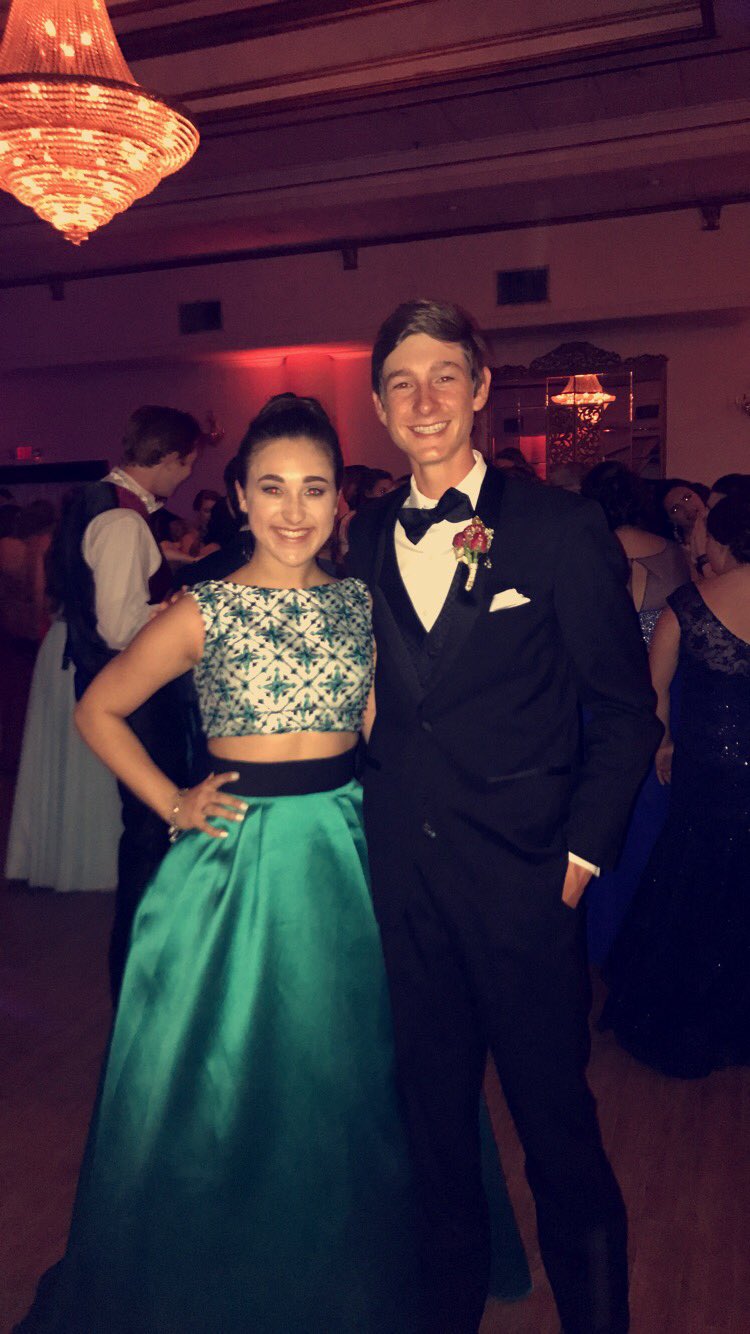 Happy Birthday Leslie! Hope you\re day is great! 