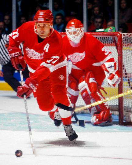 Happy Birthday, Paul Coffey!!  One of my faves to have ever worn the Winged Wheel! 