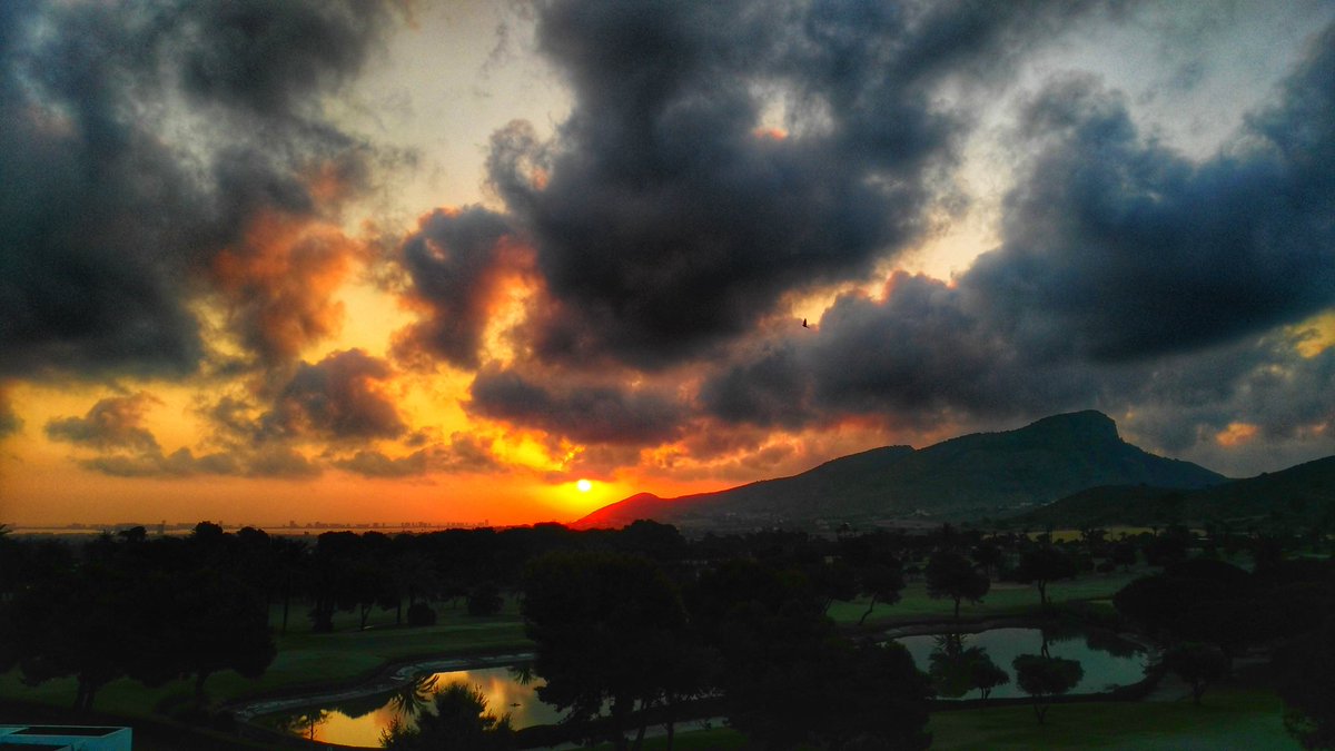 MiguelPS90's tweet photo. B días, amanecer @LaMangaClub @Cartagena_Spain @marmenornews @TuriCartagenaES @pepelopezct @parajesxvisitar @PerdigueroSIPEp @ctactualidad https://t.co/pKrkBdfccE