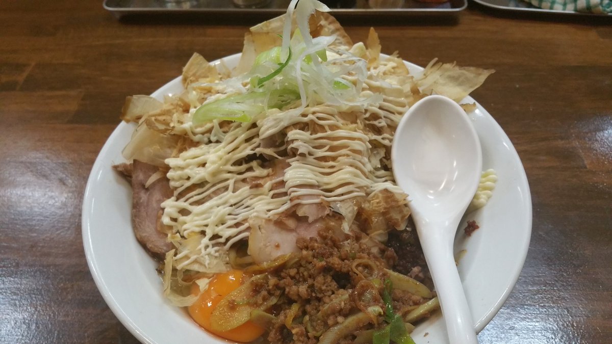 チョコクロワッサン ラーメン岩佐 中央林間 がっつりまぜそば チャーシュー 久しぶりに行ったけどメニュー多くて悩む D 冷やしのメニューを始めたとあったけど多すぎてよくわからない とりあえずいつも太麺野菜なのでたまにはがっつりまぜそばの食券を チョコクロワッサン ラーメン岩佐 中央林間 がっつりまぜそば チャーシュー 久しぶりに行ったけどメニュー多くて悩む D 冷やしのメニューを始めたとあったけど多すぎてよくわからない とりあえずいつも太麺野菜なのでたまにはがっつりまぜそばの食券を