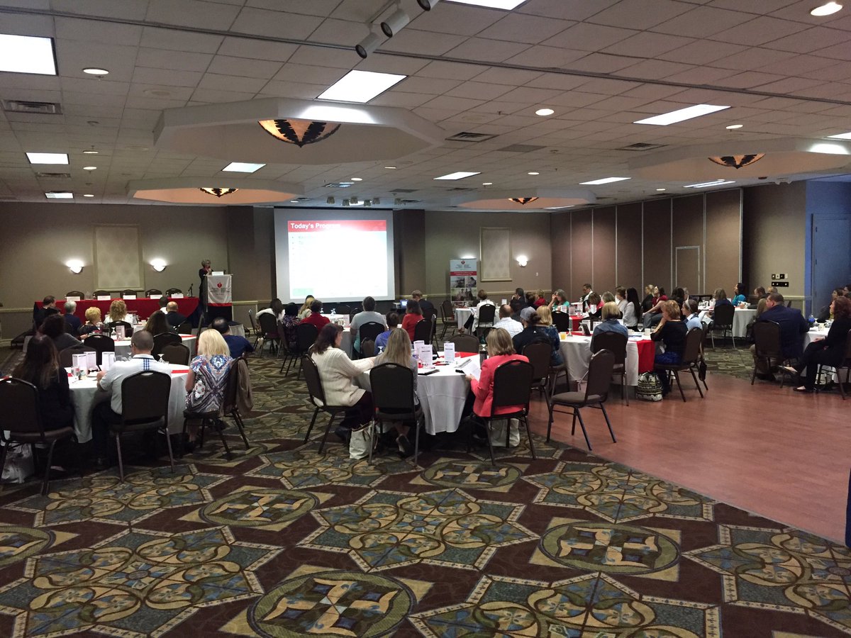 asktheegg's tweet photo. Toni Lehr of @lourdeshospital kicks of the 2017 Executive Wellness Summit!  #lifeiswhycny https://t.co/wtlTRsCoVn