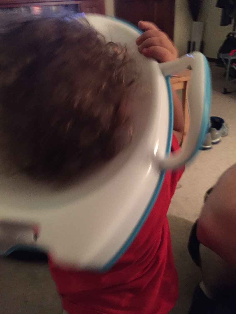 OverherdAtWrk's tweet photo. Rhys got his training toilet seat stuck on his head. #parentingatitsbest #winning #bestmom #ilaughedsohard https://t.co/2s5e0WFwt2