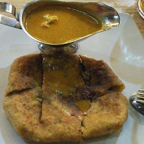 DP_BISTRO's tweet photo. Chicken Prata with Lamb Curry #Executive_Access with @RonaMamora @DP_BISTRO #Ramadhan #ramadhanceriaDP https://t.co/f2COAWaXvO
