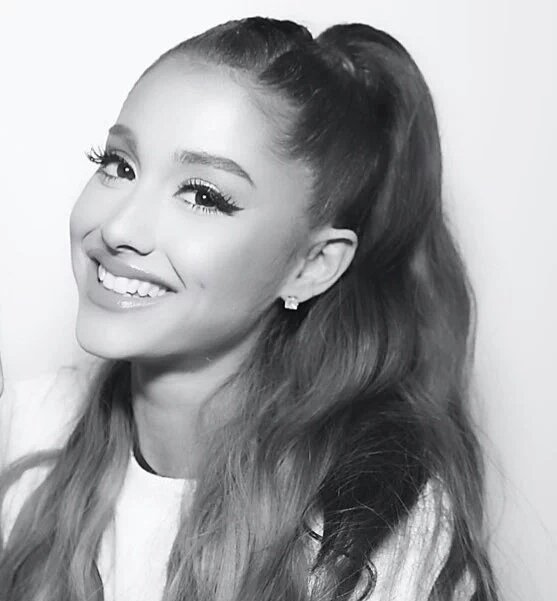 ArianaGrandeSet's tweet photo. Some of @ArianaGrande shows from the
#DangerousWomanTour in Europe were canceled. #OneLoveManchester #ArianaGrande 💖 https://t.co/hTuq5uPuyX
