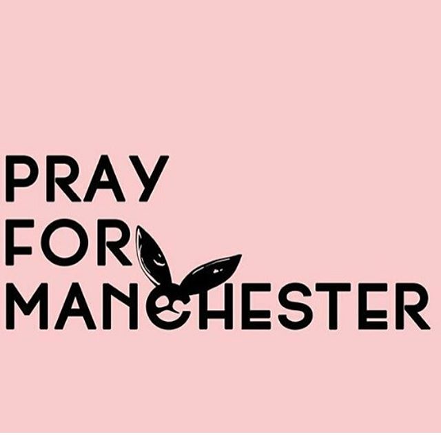 ArianaGrandeSet's tweet photo. Some of @ArianaGrande shows from the
#DangerousWomanTour in Europe were canceled. #OneLoveManchester #ArianaGrande 💖 https://t.co/hTuq5uPuyX