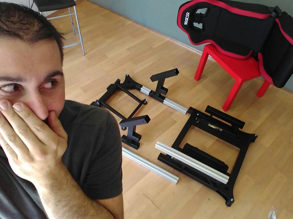 Mecha_Reb's tweet photo. My big boys mecano set has arrived!! #zalem #racing #simulator #HTCvive #awesome #gamedev #DIY https://t.co/JiKGoZb18w