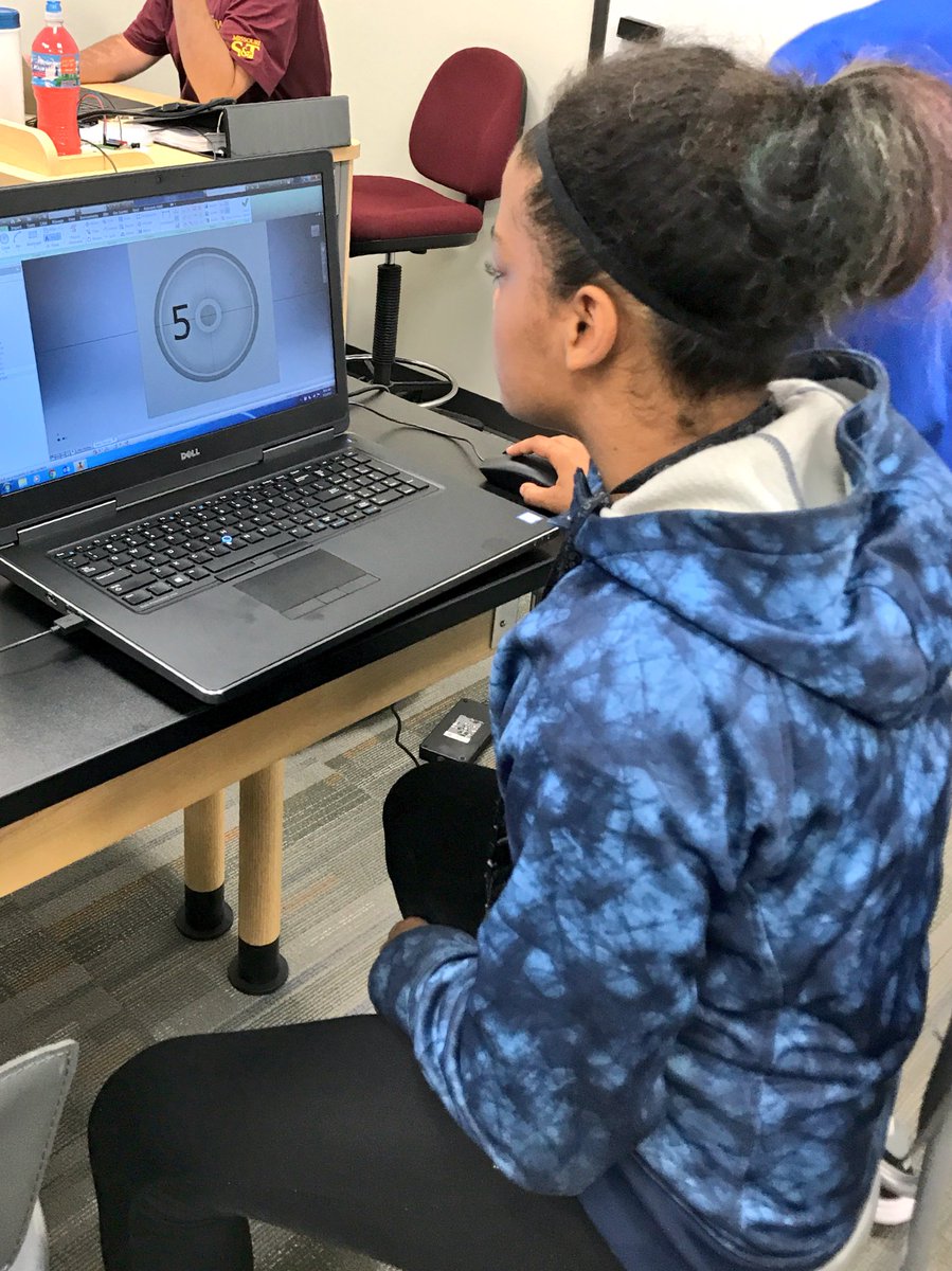 andreaholzwarth's tweet photo. Students in @Mythbadger's @StJosephSchools Summer School is designing &amp; 3D printing their own fidget spinners! #SJSDSummer https://t.co/CxF1mJJ3OX