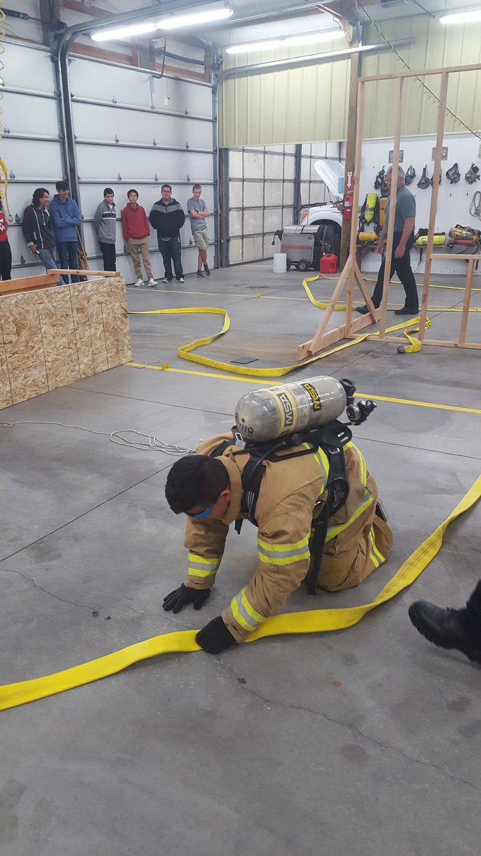 Maestro_Wilson's tweet photo. Search and rescue! #wahlukestrong https://t.co/4GYSyyx3LQ