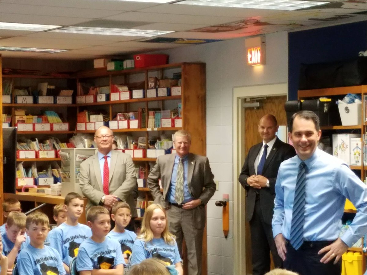 SenMarklein's tweet photo. Gov. Walker is about to sign the cheese bill this morning. So proud of our Mineral Point 4th graders! https://t.co/ZRWps6arAP