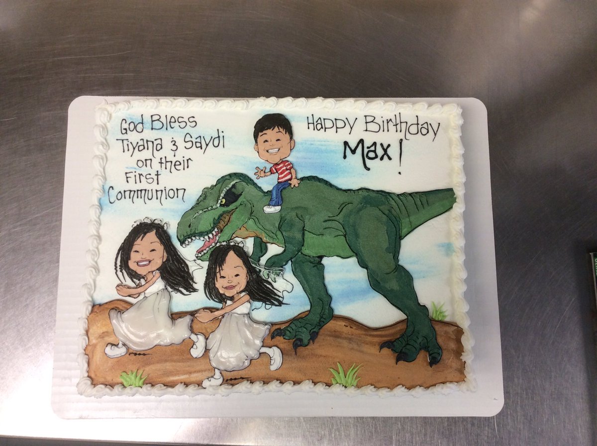 janjette's tweet photo. I was thrilled to decorate this cake, got to love a mom with a great sense of humour #cake #Cakeworks https://t.co/4ujTXLZ4kV