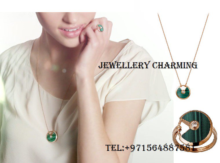 CharmingJewl's tweet photo. #jewelrydesign #gold #details #necklaces #jewellery #accessories #beautiful #earrings #luxurydesigner #inspire #fashion  #Jewellery_charming https://t.co/x3SCSKRe6A