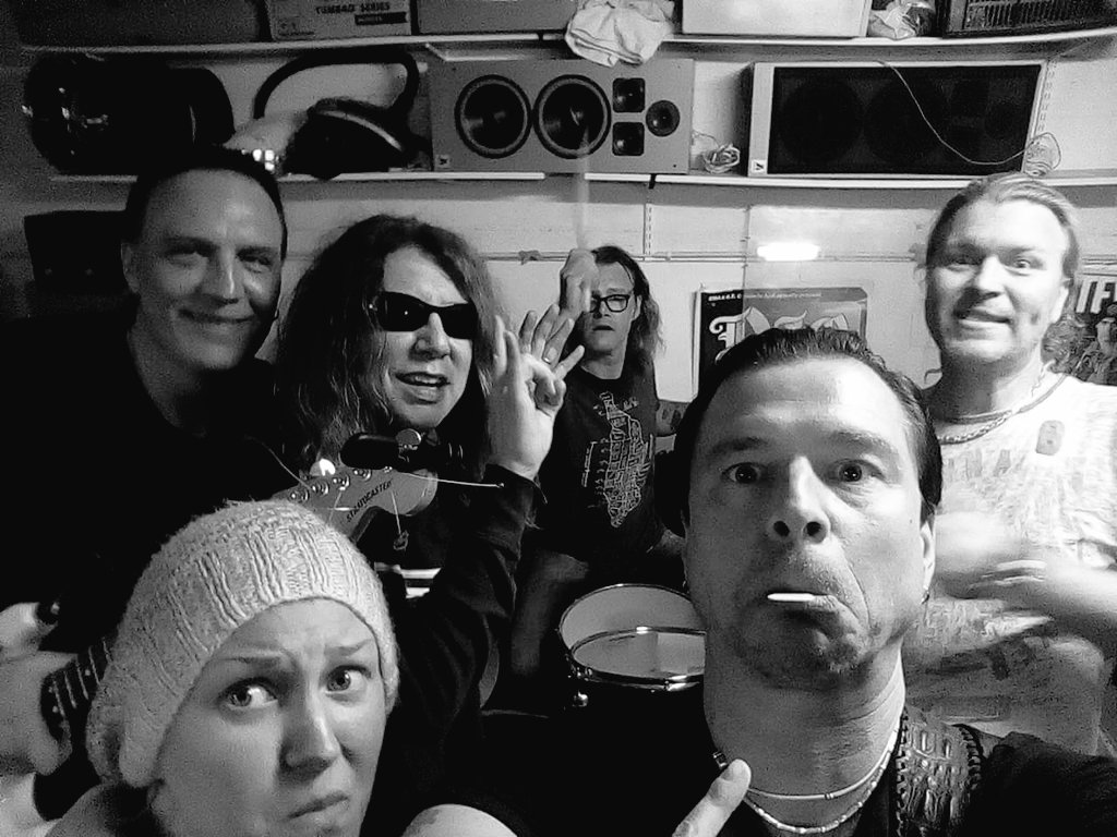 anderssonmarten's tweet photo. Karneval festival show preparation & rehearsals. Lots of work and tons of fun. Great people, great players #MartenAnderssonGroup #Orminge50 https://t.co/pQCd6bx5Zj