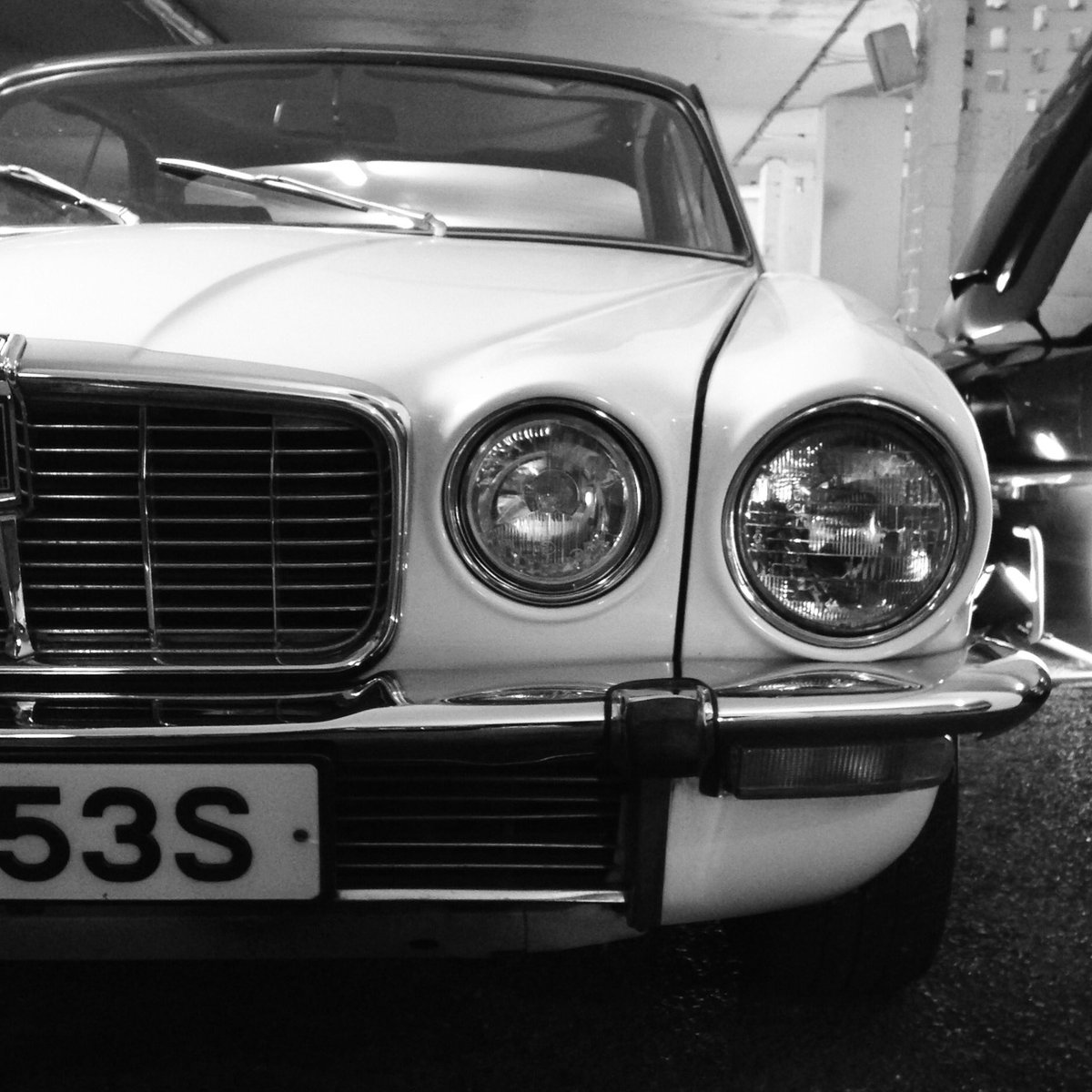 NielsvanRoij's tweet photo. London Life
Spotted this Jaguar XJC 5.3 V12 in the #Londonstreets #spottedinLondon #drivetastefully #jaguar #jaguarxj #xjc #v12 #jaaaaaag https://t.co/ctT0VRQzKU