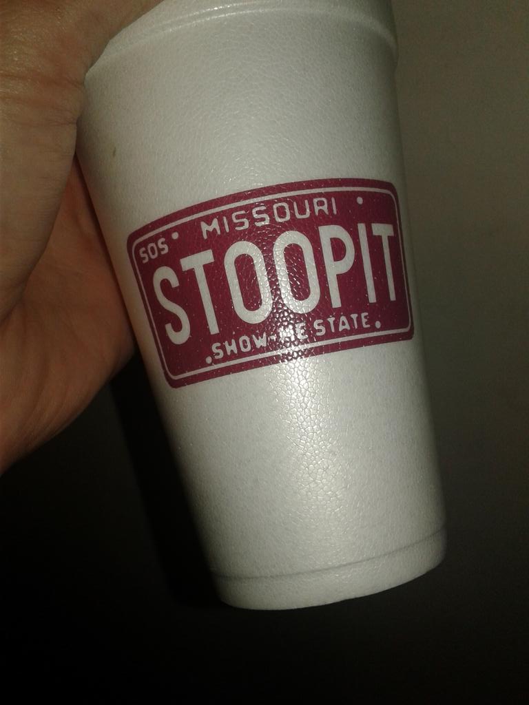 KCopossum's tweet photo. @MarkoftheBuzz awwwww yeahhhhh nice cup. #ImWithStoopit #ImWithMilk https://t.co/N4GTTtcyKM