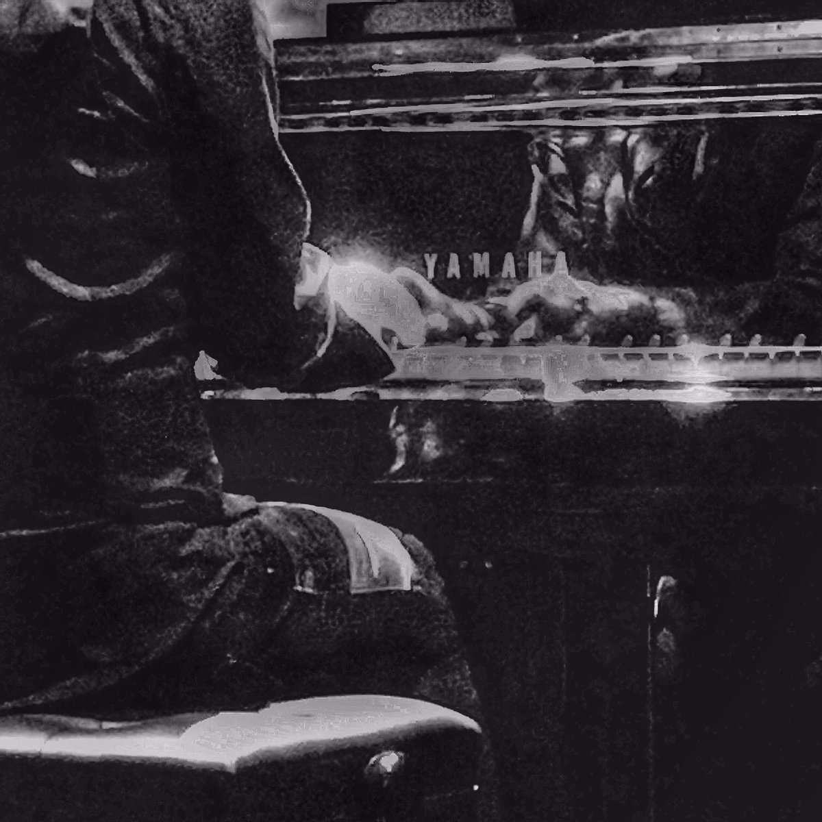 Patti_Smith_'s tweet photo. Reflejo reflejando la imagen de la música vivida.
Vivir la música sin más.Es lo más.
@CotiOficial en @TeatrosLuchana
Ph by @SantiagoSecades. https://t.co/q6Te4ZrO4m