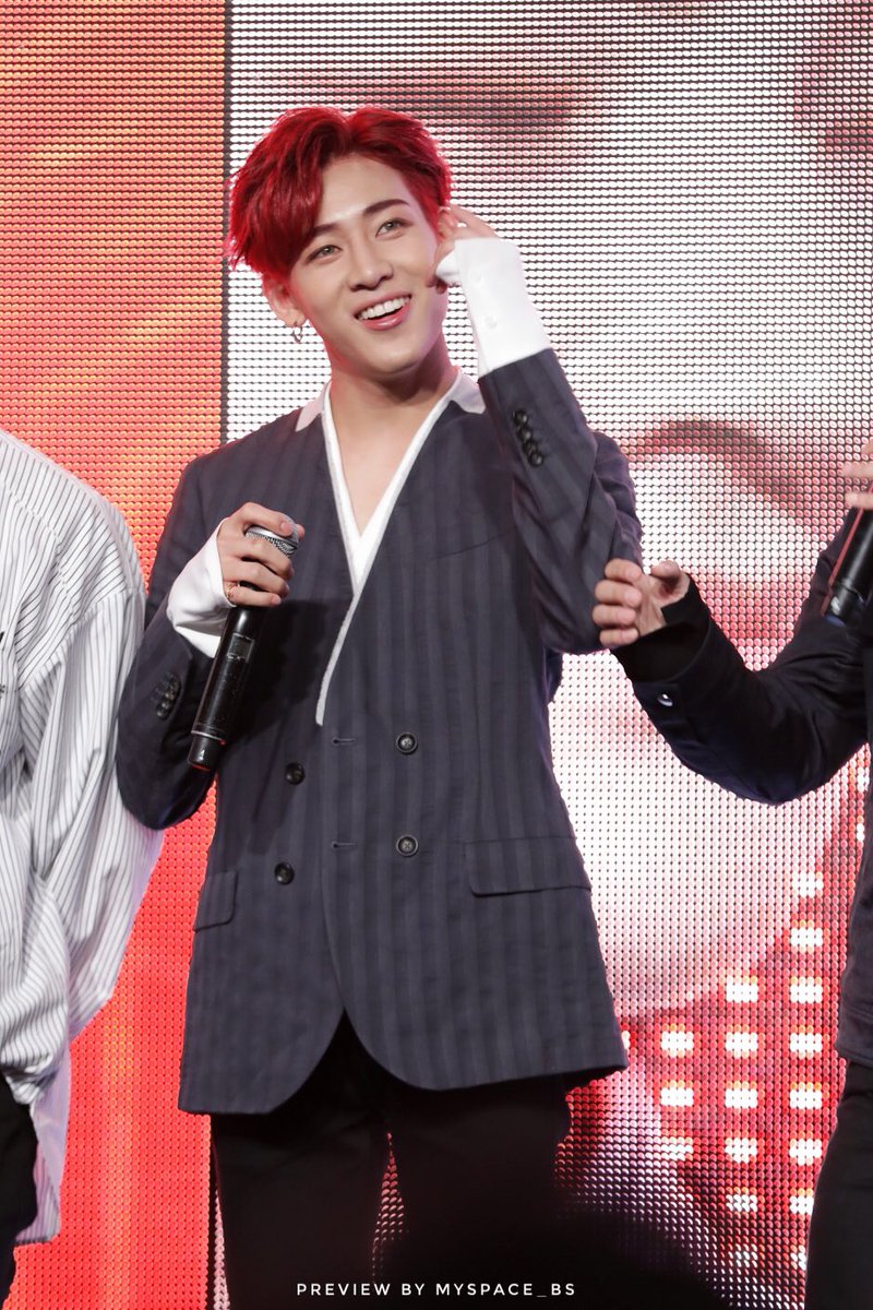 myspace_bs's tweet photo. 170601 ตื่นเต้นนนน รอดูทัวร์ไทยละน๊าา #GOT7Thailandtour2017 #BamBam @BamBam1A https://t.co/p873qX5teD