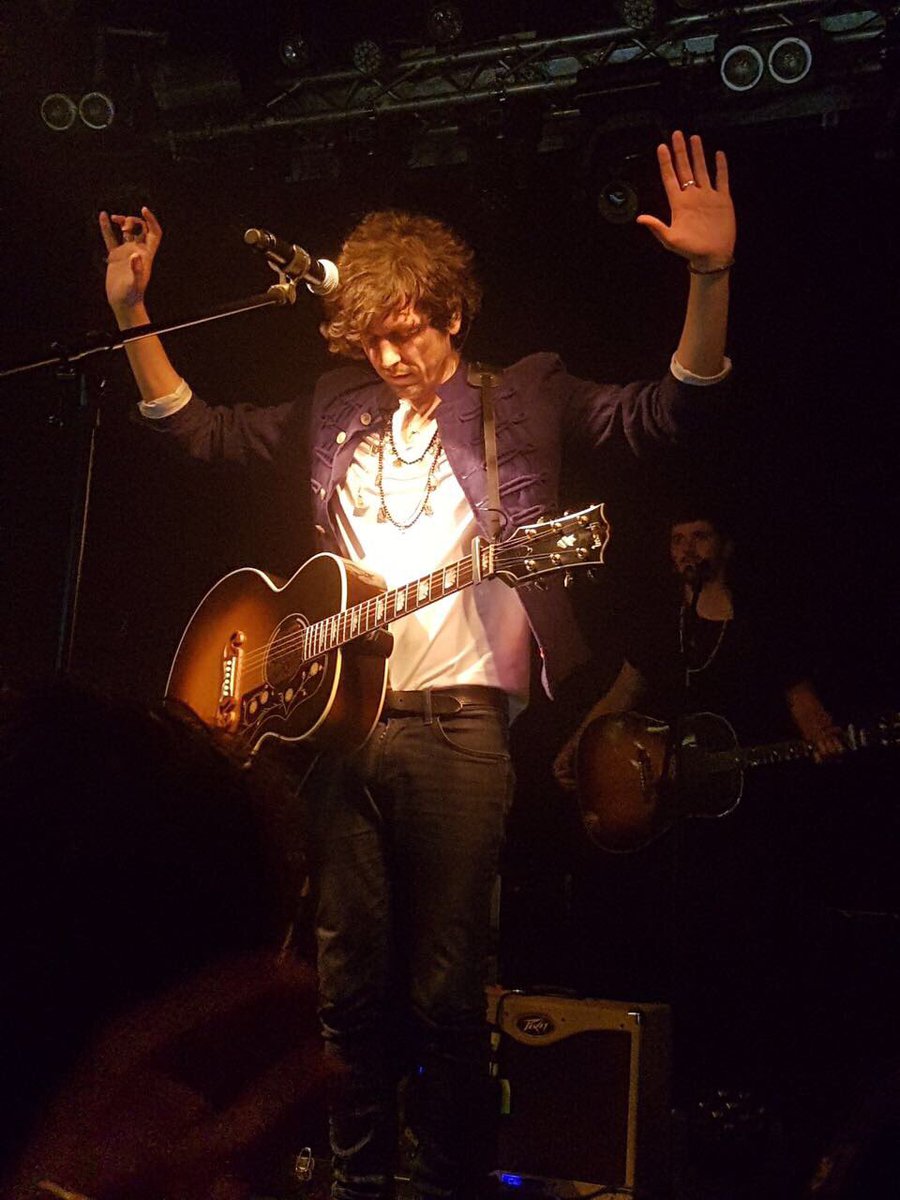 .<a href="/MetaErmal/">Ermal Meta</a> + SJ-200 #poweredbygibson