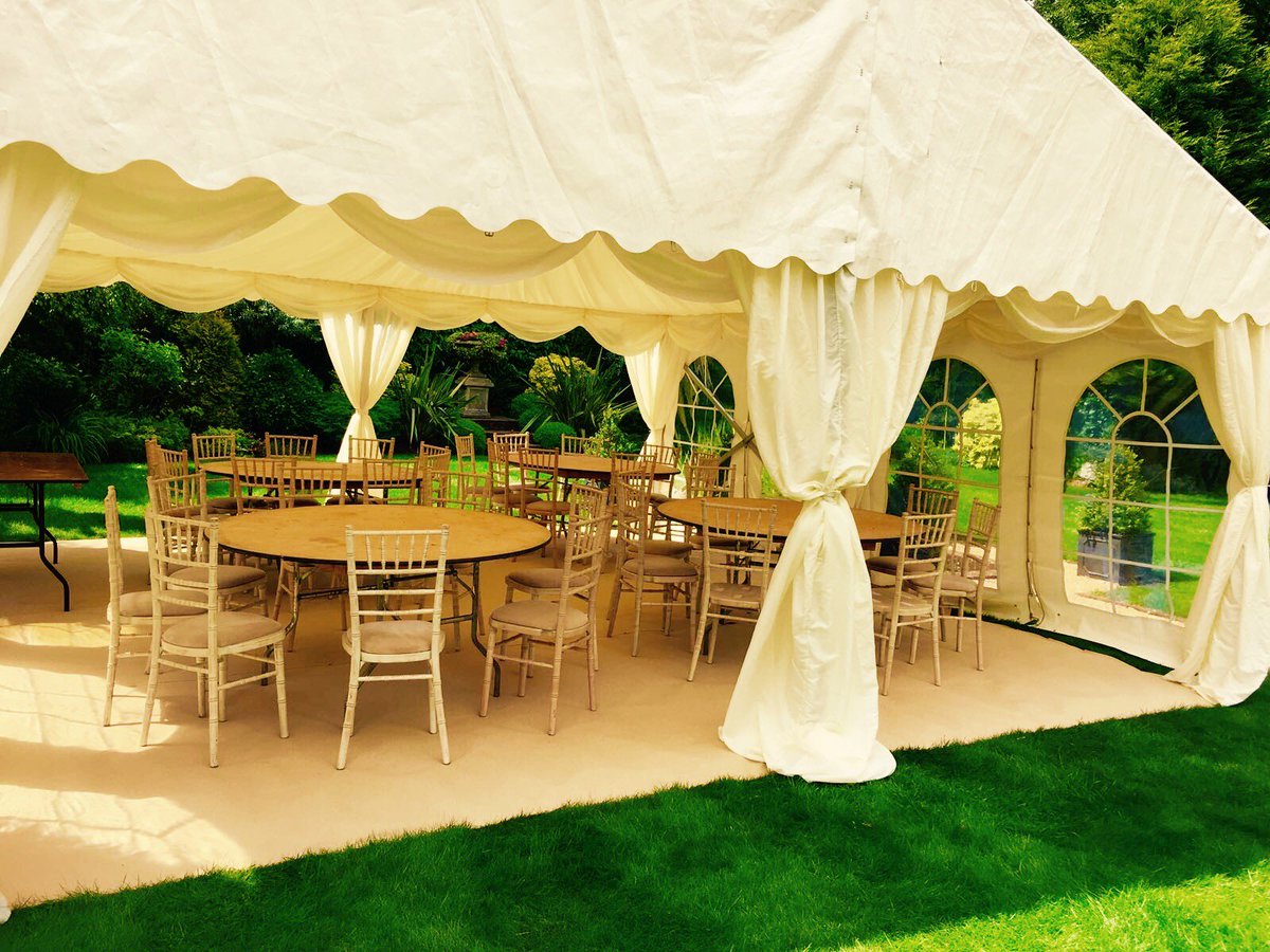 Our team were in sunny Walton on Thames this morning erecting a roof only #marquee for a #gardenparty this weekend... #surrey #marqueehire