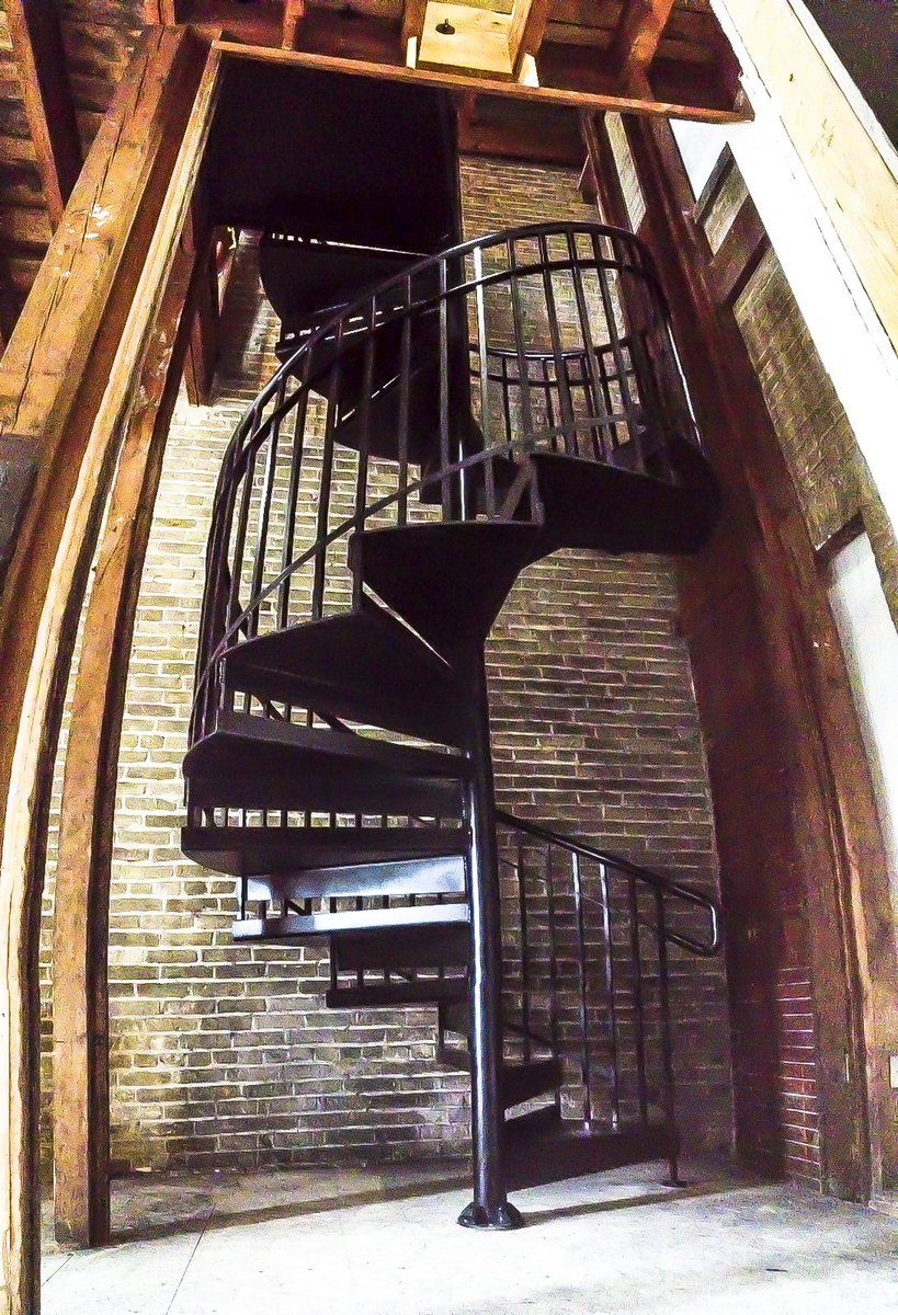 AmMetalcraft's tweet photo. Just finished up our latest Spiral Staircase project! #spiralstaircase #metalfabrication #staircase #welding #project https://t.co/jXK4TPrP1t