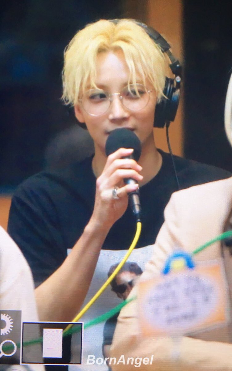 bornangel1004's tweet photo. 170601 별밤 
#정한 #JEONGHAN #세븐틴 #seventeen @pledis_17 https://t.co/bS1hqHGUBN