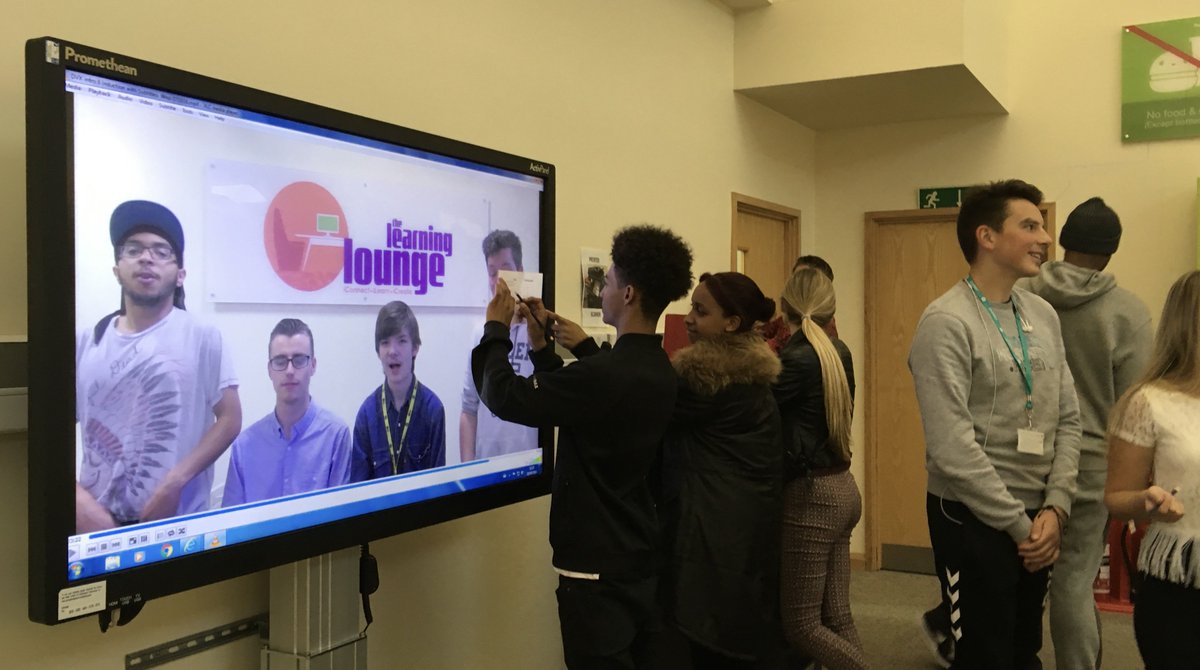vikkiliogier's tweet photo. "Learners commented positively about being inducted into the @EFC_LLounge &amp; the use of digital spaces." #Matrix @EppingForestCol #DigitalEFC https://t.co/IbkNziwYoc