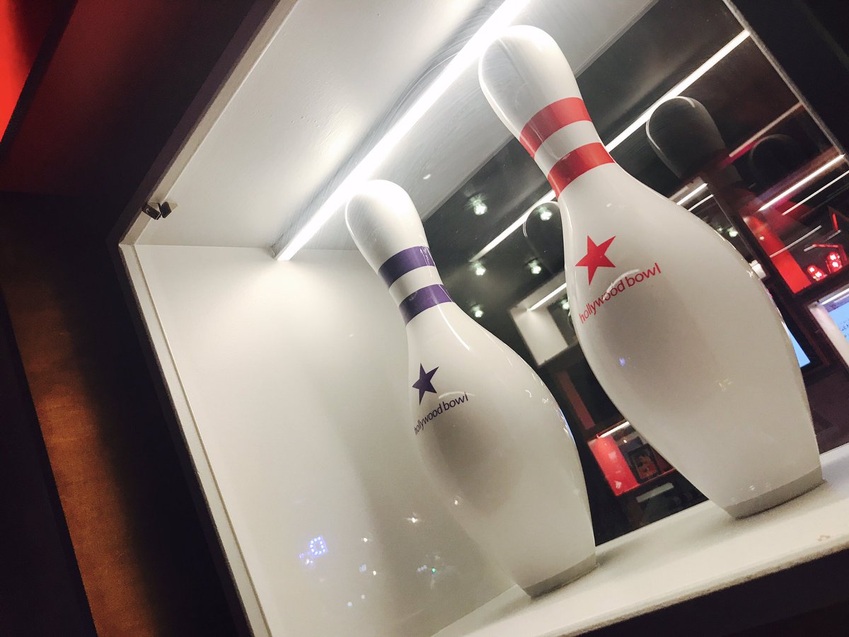 fordandstanley's tweet photo. Who will strike it lucky and win tonight's bowling ? π³
#kingpins #teambuilding #hollywoodbowl #derbyintu https://t.co/nBuoZjh3bP