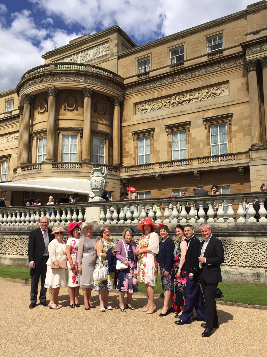 AJBMarshall's tweet photo. Celebrating 233 years of dedication to Chamber members - honouring 7 amazing 🇬🇧 Chamber employees #buckinghampalace #civicbusiness https://t.co/g7h5FYQcj7