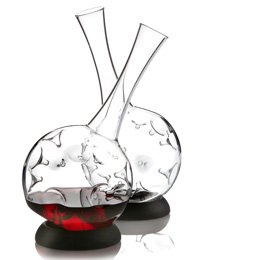 mircenza's tweet photo. The new innovative Eddy #Zieher decanter in action https://t.co/eN5hp4HGXQ #wine #fine #design #Foodie #tabletopmatters https://t.co/sfa15HGAXz