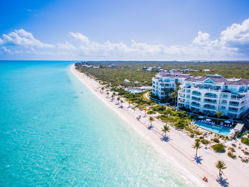 The stunning Shore Club on Long Bay Beach!  #TurksandCaicos buff.ly/2rERnBb