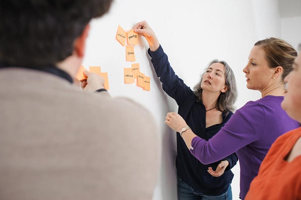 nickdumitru's tweet photo. 27 tools for #brainstorming and decision-making with any team! https://t.co/6LUqsP6qAQ via lucidmeetings https://t.co/AjUMg3i5n6