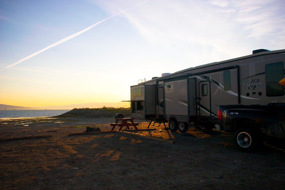 GoRVing's tweet photo. Summer. Has. Arrived. Where are you planning on getting AWAY?

Great shot, @girlhero! https://t.co/nCjEe5jbPU