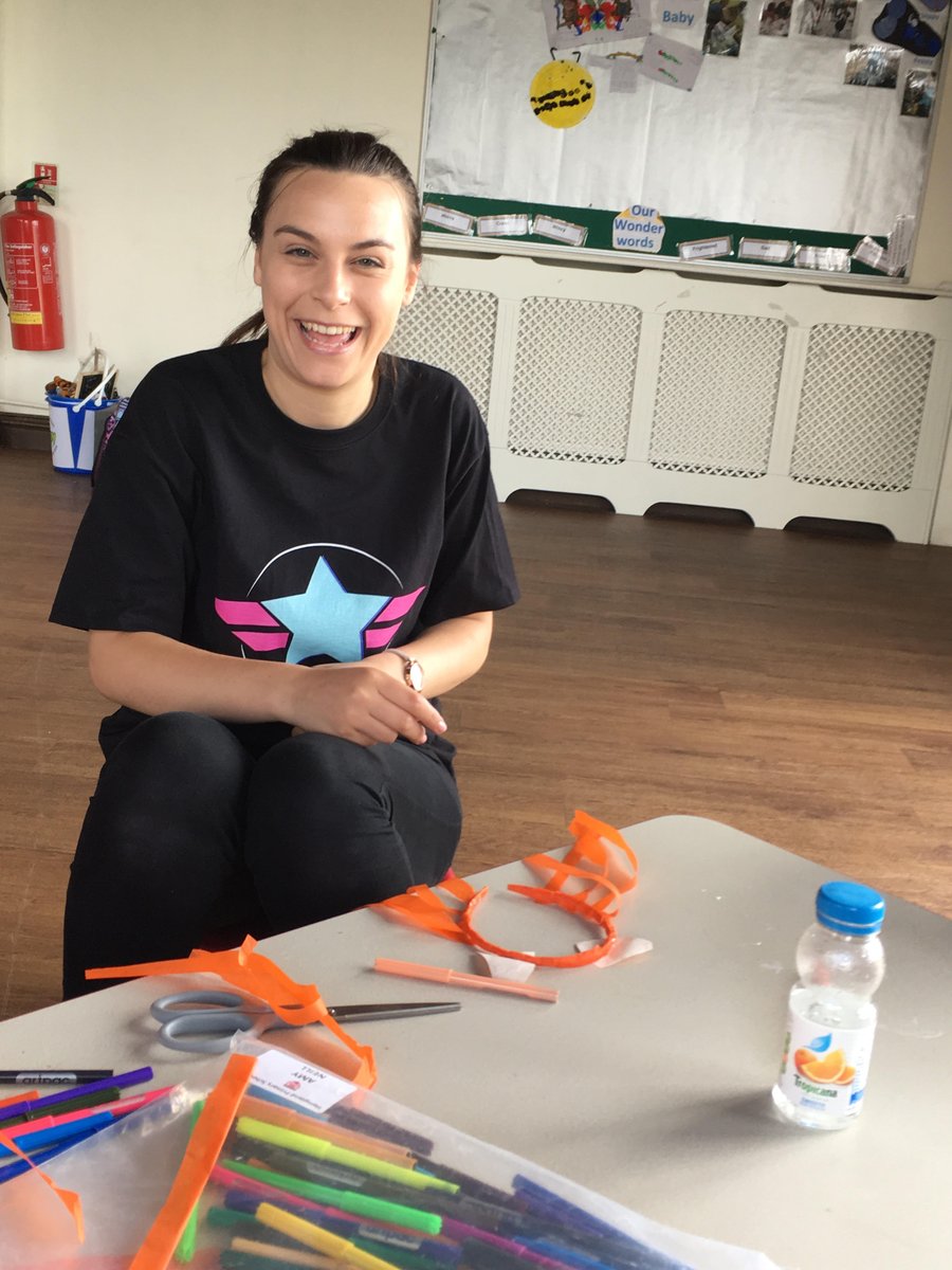 allstaryork's tweet photo. 💫What a fantastic start to our Brand New School Holiday Workshops! If you want to partake in the fun, come and join us at All-Star Academy!💫 https://t.co/3pkEeM1bag