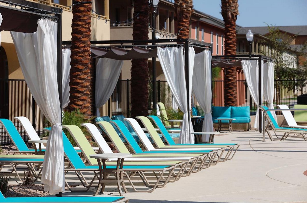 SCContract's tweet photo. Get ready for summer with Sling furniture! Perfect for seating at any poolside with its carefree maintenance fabric. https://t.co/CezAskritS https://t.co/IL5Toww415