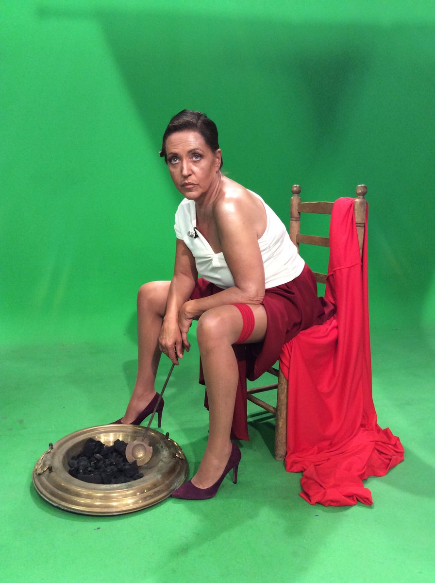 VOTA: ¿Qué tal Lydia como la piconera?
🔁=GENIAL, SIEMPRE GUAPA
❤=NO SÉ QUÉ DECIR
#hechauncuadro <a href="/fabricatele/">LaFabricaTV</a>