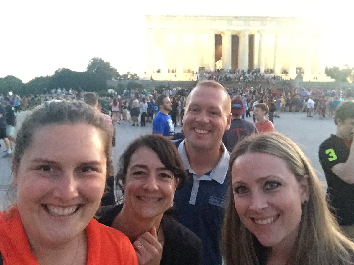 HINeSMnSTEM's tweet photo. Rain or shine #Bus2 chaperones are having a ball #CFinDC #CFEVS https://t.co/BvGx1bLOWb