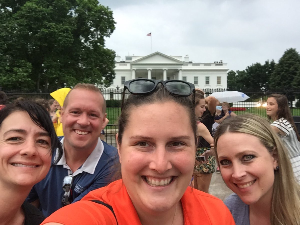 HINeSMnSTEM's tweet photo. Rain or shine #Bus2 chaperones are having a ball #CFinDC #CFEVS https://t.co/BvGx1bLOWb