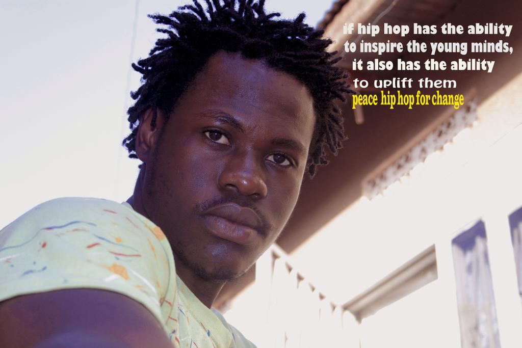 McViniikizo's tweet photo. Hip Hop For Change
Nawe Osobola Mcing Project Uganda
#youth
#community,s
#people
#boys
#nompu https://t.co/VwxaYH1iH1