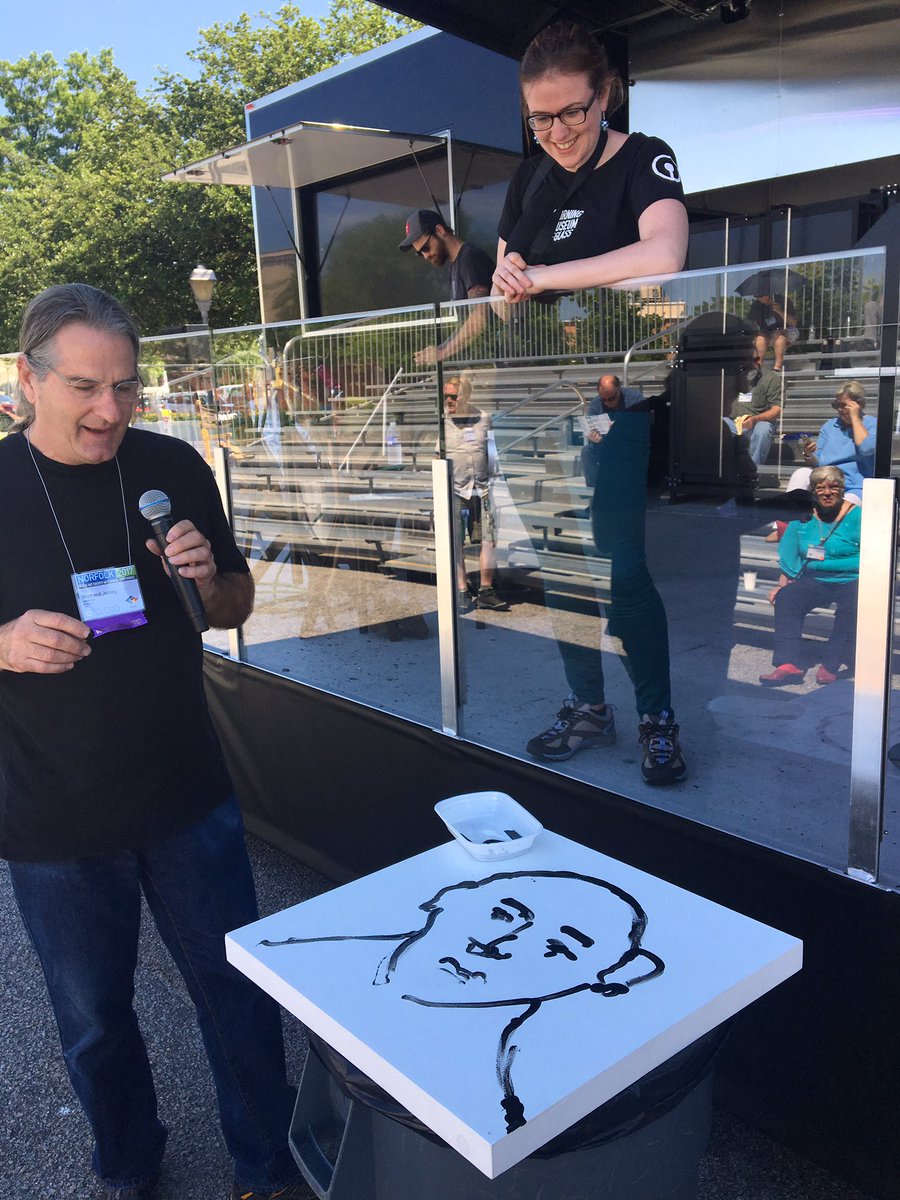 AlanEusden's tweet photo. Richard Jolley at new CMOG mobile hot shop at GAS @amsterli @corningmuseum https://t.co/ycFqKmlifg