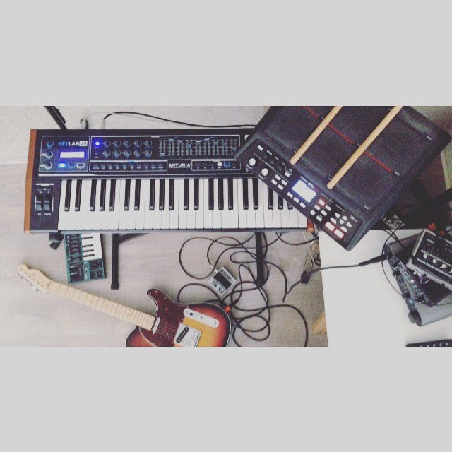 martimusique's tweet photo. Travail &amp; réflexion. https://t.co/jqhg7AaHoR