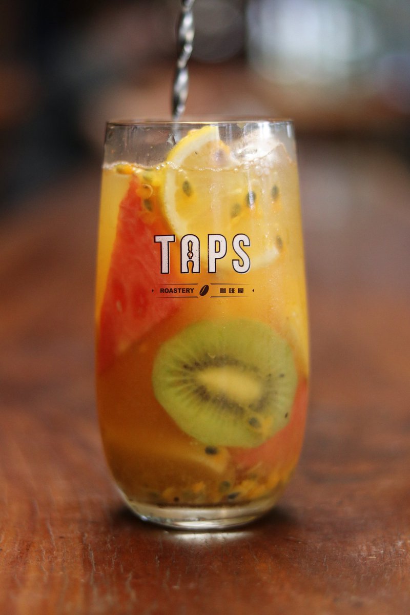 TAPSbrewpub's tweet photo. Enjoy your summer with a cool drink 🍹🕶
·
·
 #tapsbrewpub #taps #tapscoffee #summer #summerdrink #brewpub #pub #bar #fruity #shenzhen #china https://t.co/ry1DCdWQyv