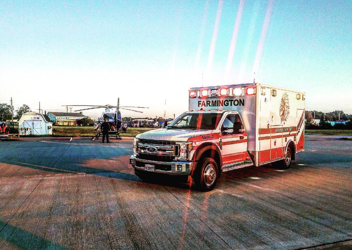 FTFD22's tweet image. Early morning MVA. Transported injured person directly to #UHhospitals Medevac Middlefield helipad.