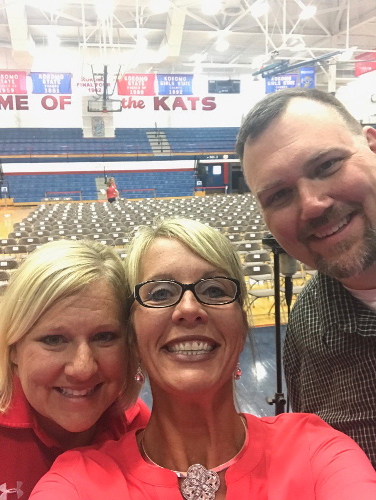 kjbarker's tweet photo. Can't wait for grad rehearsal! 12-2.....  Takes a village!!! 😀#wearethekats 🔵🔴🔵🔴 https://t.co/NOMG2HI3AC