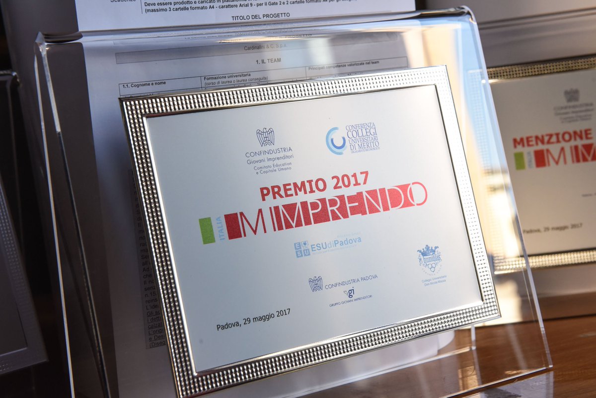 Cardinalini's tweet photo. #Cardinalini e il mondo #universitario: formula vincente! Il nostro team vince il 1° Premio di @mimprendo. Leggi ➤ https://t.co/YR2DkY8ptX https://t.co/VICrWF3xQ0