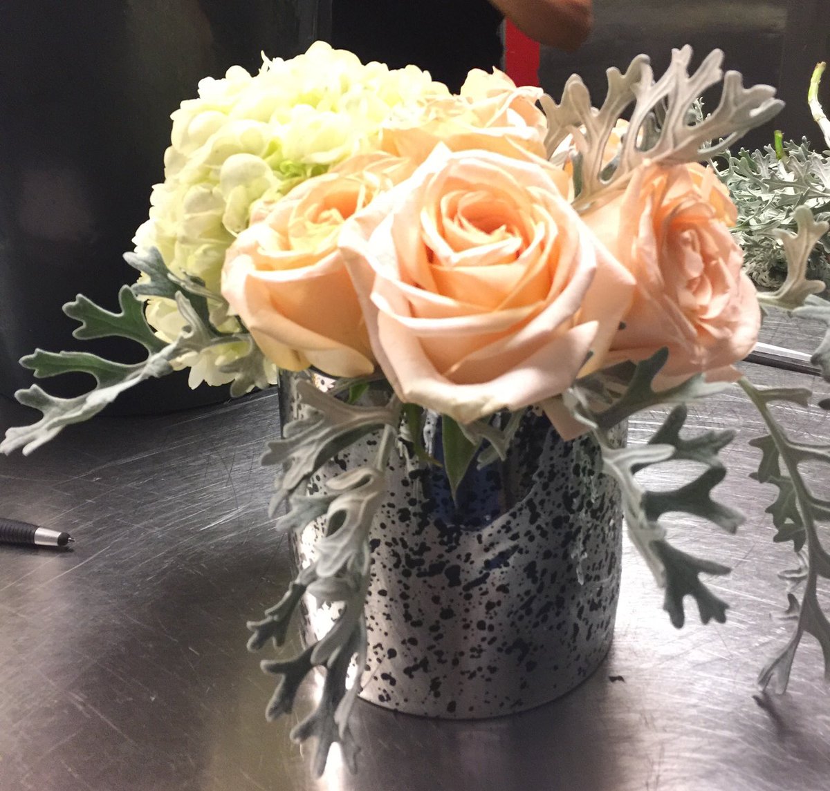 helloflowersmia's tweet photo. Any space is more beautiful with flowers! #SoHelloFlowers #FloristMiami #CorporateFlowers #Corporate #Events #Weddings #Miami #HelloFlowers https://t.co/468XPGIrPe