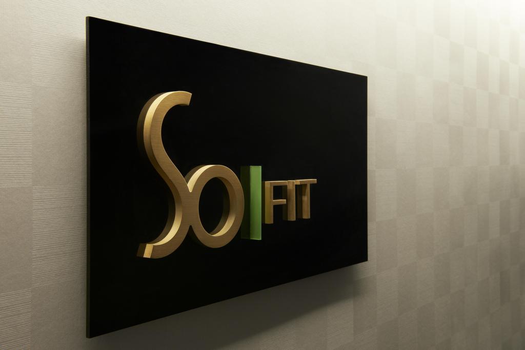 FitNHotel_FR's tweet photo. @SofitelParisArc  vous ouvre son centre SoFit en plein coeur de Paris 
Réservez dès maintenant sur https://t.co/neH2BgaD75!
#fitness #health https://t.co/l9lXd5atWX