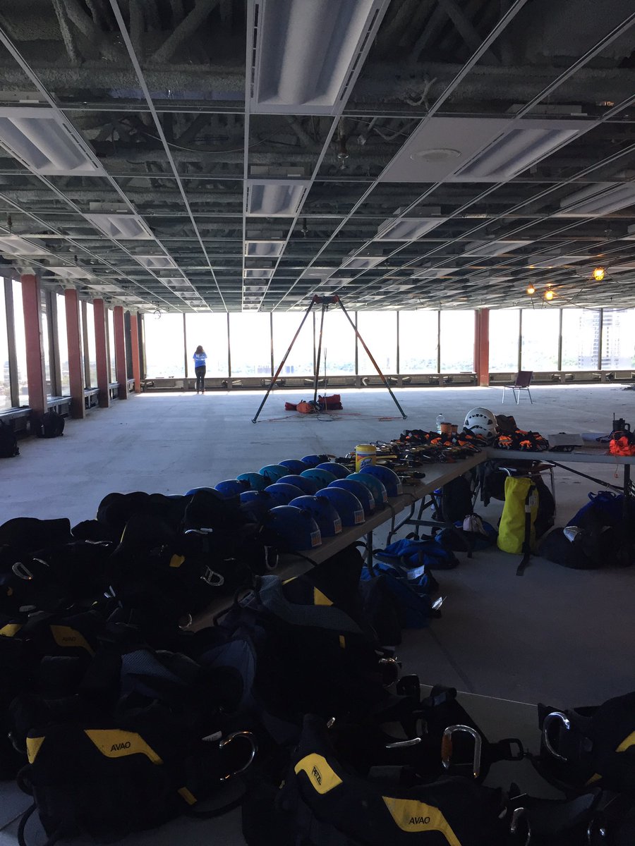 BBBSHB's tweet photo. We're on site and just about ready for #OverTheEdge!! Keep an eye out for our repellers at 100 King Street West! #OTE2017 https://t.co/myBLUE20ra