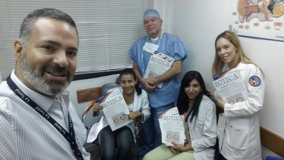 GalenoArismendi's tweet photo. @GalenoMarketing @galenogastro Actividad hospitalaria especial con el postgrado de ORL acompañado por @Galeno_vallais #Fludil #DeslerM https://t.co/Cx7TCB6Oz4
