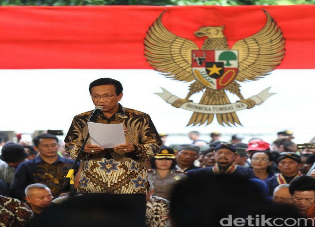 Sultan HB X: Tinjau Ulang Amandemen UUD 1945 dlvr.it/PHwKzG