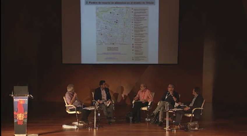 ExodoOrg's tweet photo. Carlos Pereda cuenta la 1ª experiencia aplicada de la Carta Contra el Hambre en Madrid (en el distrito de Tetuán). #MadridContraElHambre https://t.co/Tz2eNPRgBT