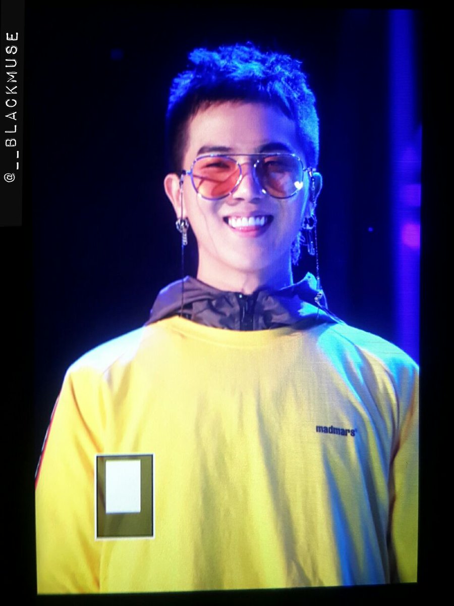 __blackmuse's tweet photo. 170601 청주대 :: 아 귀여워!! 귀엽다고!! 아아아아아아애앙ㆍ
#송민호 #MINO #위너 #WINNER https://t.co/pDCX1WznZD